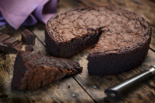 Egyszerű torta recept kezdőknek könnyen elkészíthető édesség borítókép